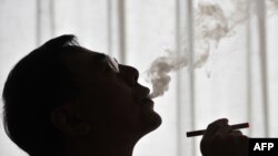 تصویر، تزیینی است.