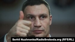 Віталій Кличко каже, що готовий «підставити своє політичне плече» Міхеїлу Саакашвілі