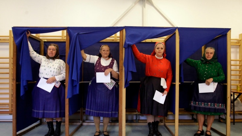 Вибори в Угорщині: явка виборців перевищила понад 74%