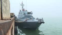 Малый бронированный артиллерийский катер ВМС Украины «Вышгород» в порту Мариуполя