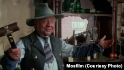 Oleg Tabakow "Kaputsinow bulwaryndan bir adam" atly kartinada