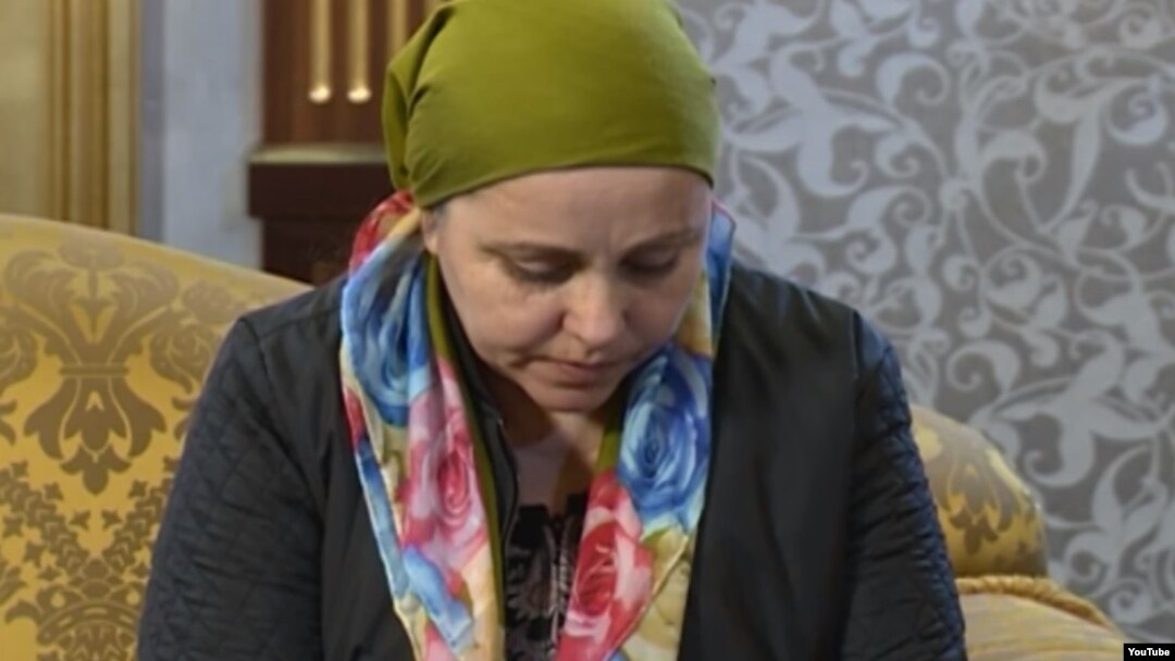 Ер адамдар көпшілік алдында мастурбация жасайды Симпсондар порно комикстері: Барт пен Түлкі