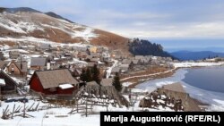 Prokoško jezero kod Fojnice pod ledom