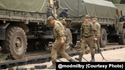 Soldații ruși participanți la exercițiile militare „Zapad-2025”, în Belarus. 