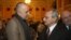 Бойко Борисов и Ахмед Доган по време на коктейл през 2005 г. ГЕРБ и ДПС не са влизали в коалиция на национално равнище