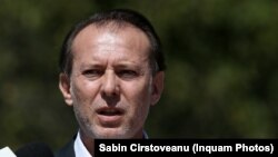 Premierul Florin Cîțu l-a demis pe ministrul Stelian Ion, gest care a aruncat coaliția de la putere într-o criză politică de anvergură.