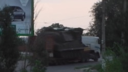 ЗРК БУК транспортируют на тягаче по оккупированному Луганску без одной ракеты