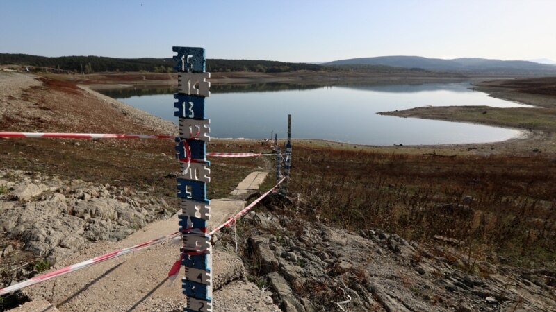 Россия неправильно распределяет водные ресурсы в Крыму – представитель президента Зеленского 