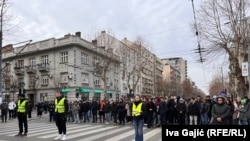 Akcija 15 minuta tišine u organizaciji studenata u blokadi na raskrsnici Dobračine ulice i Cara Dušana u Beogradu, 12. februar 2025.