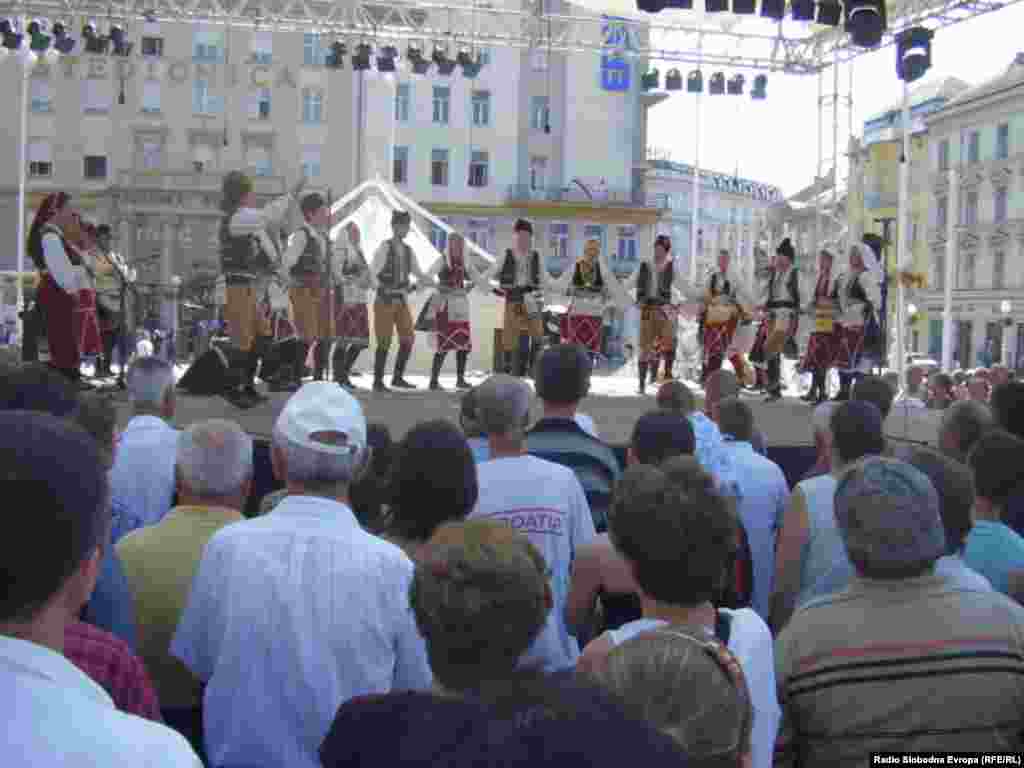 Nastup ansambla iz Makedonije