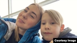 Отъезд из России, фото сделано в аэропорту, март 2023 года.