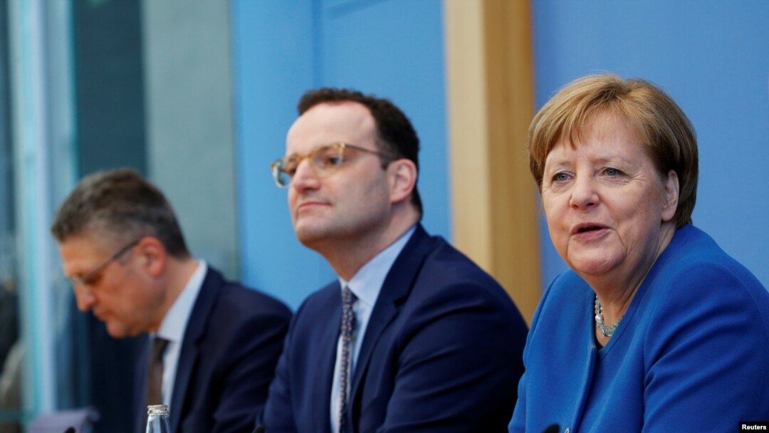 Nemačka kancelarka Angela Merkel i ministar zdravlja Jens Špan