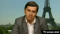 ირაკლი ოქრუაშვილი "მაესტროს" ეთერში (პარიზიდან, 2011 წლის 10 მაისი).