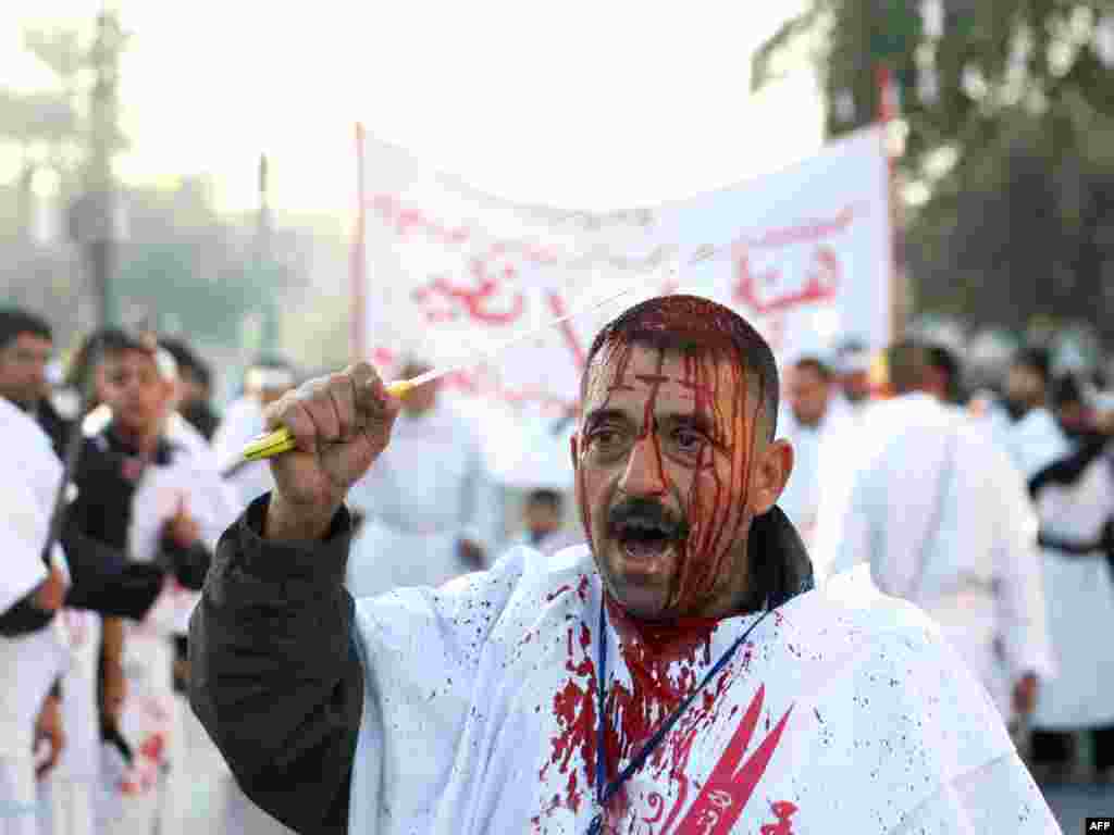 Irak - Bagdad - Šiiti su proslavili Ashuru, praznik koji obilježava smrt Husseina, unuka proroka Muhameda. Deseci tisuća ljudi okupili su se u Bejrutu gdje je Ashura ove godine u znaku osude izraelske ofanzive u Gazi.