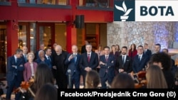 Fotografi e shkrepur gjatë ceremonisë hapëse të samitit BE-Ballkani Perëndimor. Tivat, 4 qershor 2026. 