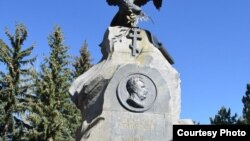 Н. Пржевальскийге коюлган эстелик. Ысык-Көл облусу. 