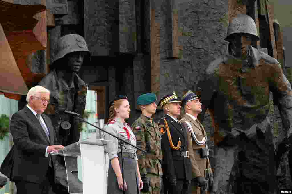 Președintele german, Frank-Walter Steinmeier, s-a aflat joi, 1 august, în capitala Poloniei pentru comemorarea a 80 de ani de la revolta de la Varșovia din timpul celui de-al Doilea Război Mondial.&nbsp;