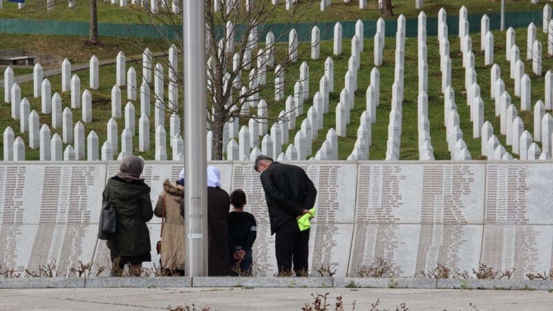 Dve rezolucije o Srebrenici u Skupštini Srbije