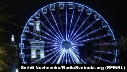 Правоохоронні органи перевіряють роботу атракціону «Колесо огляду» на Подолі 