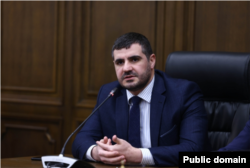Արման Եղոյանը