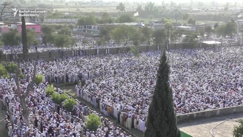 Hiljade ljudi na sahrani 'oca talibana' u Pakistanu