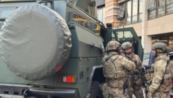 Супермаркет, де поліція ліквідувала чоловіка, який відкрив стрілянину на вулиці в Києві, 18 квітня 2026 року