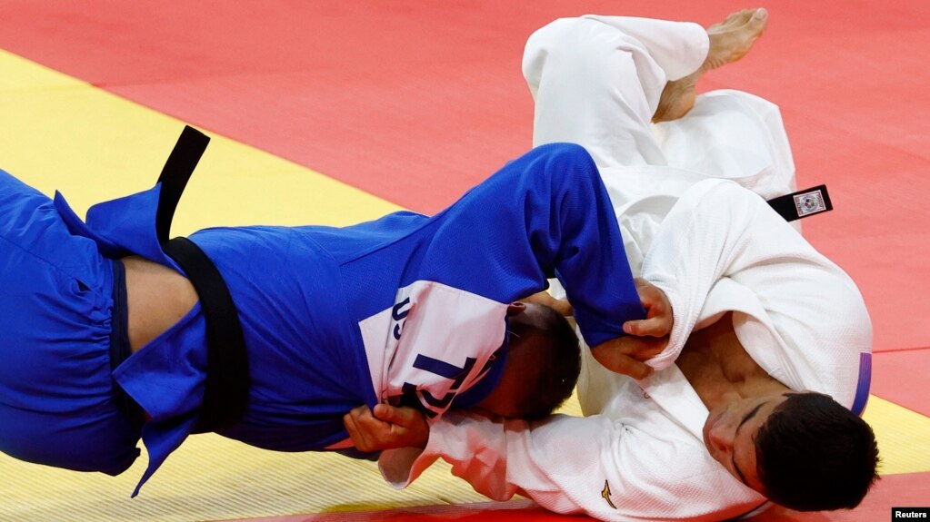 Иштироки 6 паҳлавони тоҷик дар мусобиқаи бози ҷудои Осиё дар Чин