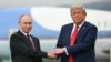 Дональд Трамп і Володимир Путін під час зустрічі в Анкориджі, Аляска, США, 15 серпня 2025 року