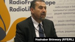 د سولې په انستیتوت کې افغان کارپوه برمک پژواک