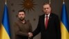 Az ukrán és a török elnök Isztambulban 2023. július 7-én