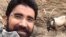 مادر طاهر قدیریان می‌گوید: فرزندم در زندان به شدت وزن کم کرده است.