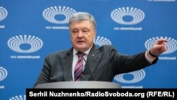 Петро Порошенко повідомив, що Сергій Семочко звільнений, 14 квітня на НСК «Олімпійський»