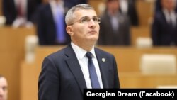 მამუკა მდინარაძე სოციალურ ქსელში გამოქვეყნებული პოსტით ეხმაურება 19 ივლისს დაგეგმილ პროევროპულ მსვლელობასაც, მას რადიკალების მიერ დაანონსებულ აქციას უწოდებს.