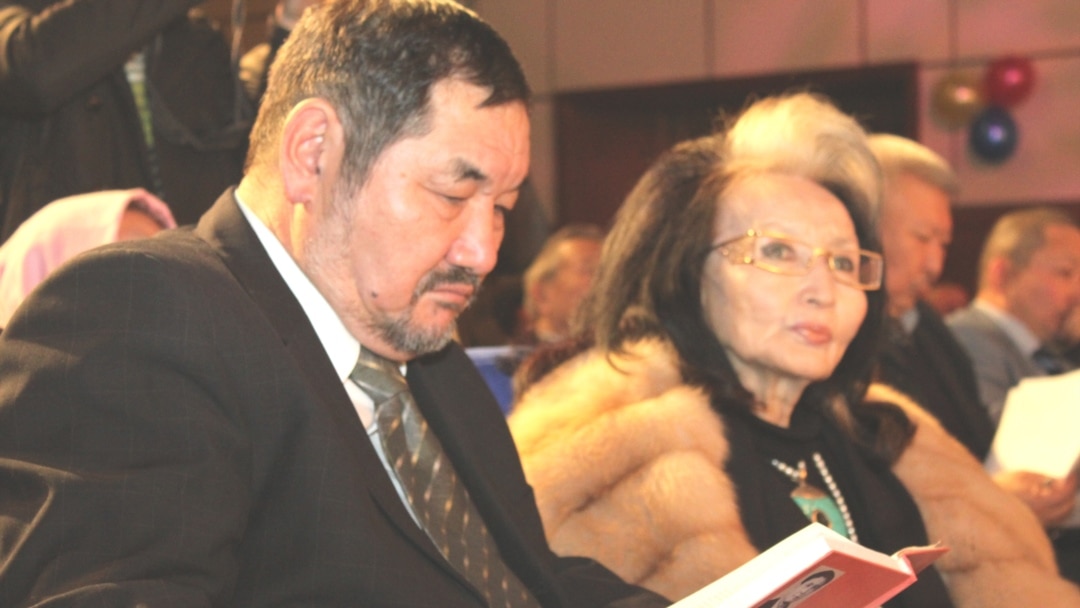 Дөрекі лесбияндық секс