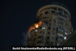 Наслідки влучання російського БПЛА в житлову багатоповерхівку в Шевченківському районі Києва, 3 лютого 2026 року