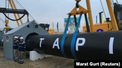  جریان کار پروژه تاپی که از قلمرو ترکمنستان آغاز شده است. 