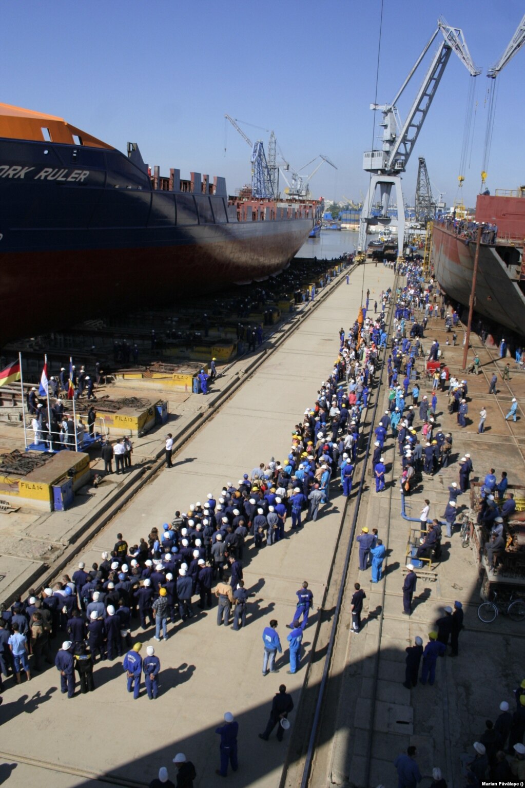 Damen a început să construiască nave militare în Galați după criza economică din 2009, când au scăzut comenzile pentru navele de transport de tip container.