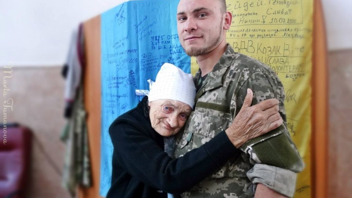 У Дніпрі збирають кошти на пам’ятник для однієї з найстарших волонтерок