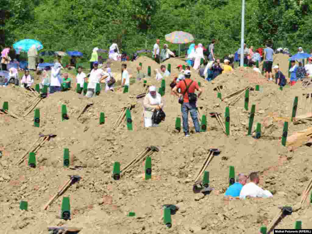 Srebrenica, 11.07.2011. Foto: RSE / Midhat Poturović 