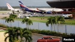 هواپیماها در فرودگاه خوزه مارتی هاوانا به‌دلیل کمبود سوخت جت زمینگیر شده‌‌اند