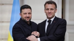 Președintele ucrainean Volodimir Zelenski și cel francez, Emmanuel Macron, într-o fotografie de arhivă. 