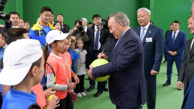 Ушел в отставку, но остался «отцом нации». Как Назарбаев контролирует Казахстан