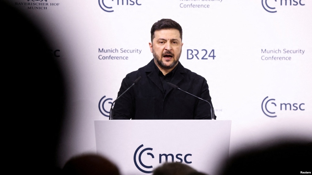 ولودیمیر زلنسکی، رئیس‌جمهور اوکراین، در کنفرانس امنیتی مونیخ. ۲۵ بهمن 