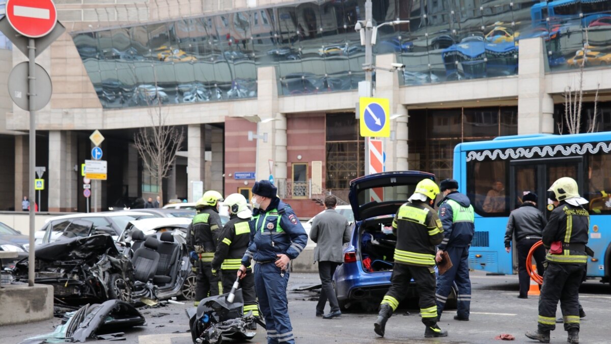 В центре Москвы произошло ДТП с участием известного пранкера