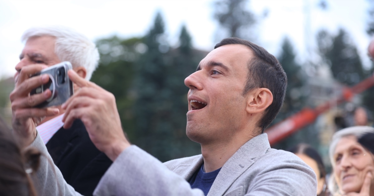 Добро утро!Най-важното е тук:Легитимността на СарафовБоклукът на СофияПротестите в ИранСъстав