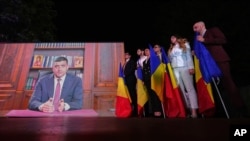 George Simion s-a adresat alegătorilor săi după anunțarea rezultelor exit-poll printr-o transmisiune online