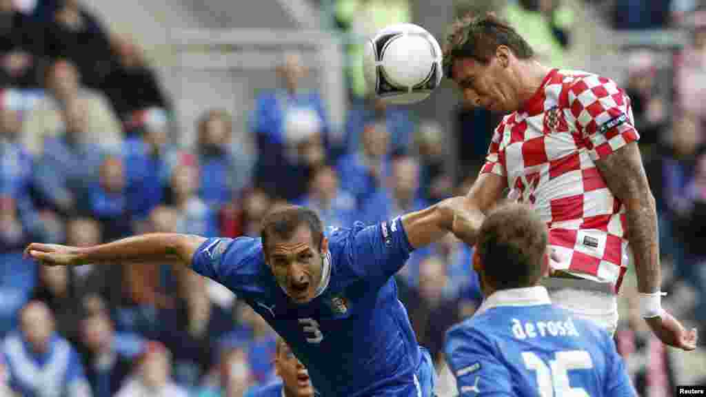 Poljska - Utakmica između reprezentacija Italije i Hrvatske, Poznan, 14. juni 2012. Foto: REUTERS / Tony Gentil