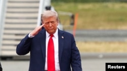 Доналд Трамп 