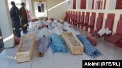 اجساد غیرنظامیان که در ماه رمضان سالجاری در یک حمله موتربمب در لوگر کشته شدند