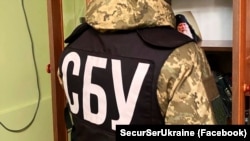 Контррозвідка Служби безпеки України затримала російського агента, який «готував прорив загарбників у Донецькій області та шпигував за Силами оборони», кажуть в СБУ